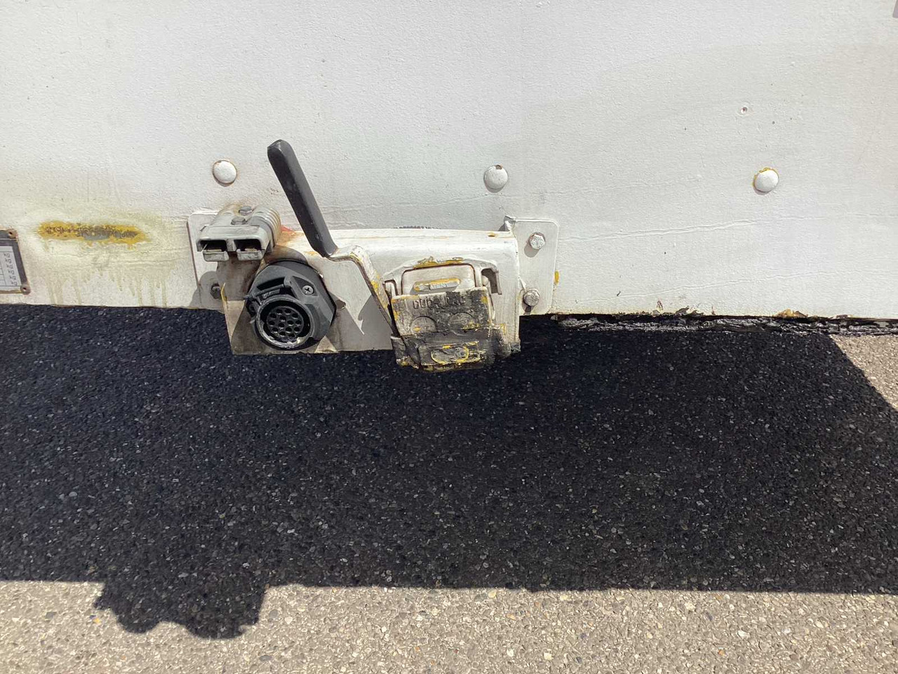 Полуремарке 2001 VELDHUIZEN SEMI-TRAILER BE SEMI-TRAILER 5.5 TONNES: снимка 9 Полуремарке 2001 VELDHUIZEN SEMI-TRAILER BE SEMI-TRAILER 5.5 TONNES: снимка 9