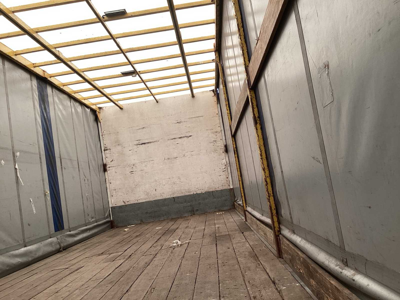 Полуремарке 2001 VELDHUIZEN SEMI-TRAILER BE SEMI-TRAILER 5.5 TONNES: снимка 10 Полуремарке 2001 VELDHUIZEN SEMI-TRAILER BE SEMI-TRAILER 5.5 TONNES: снимка 10