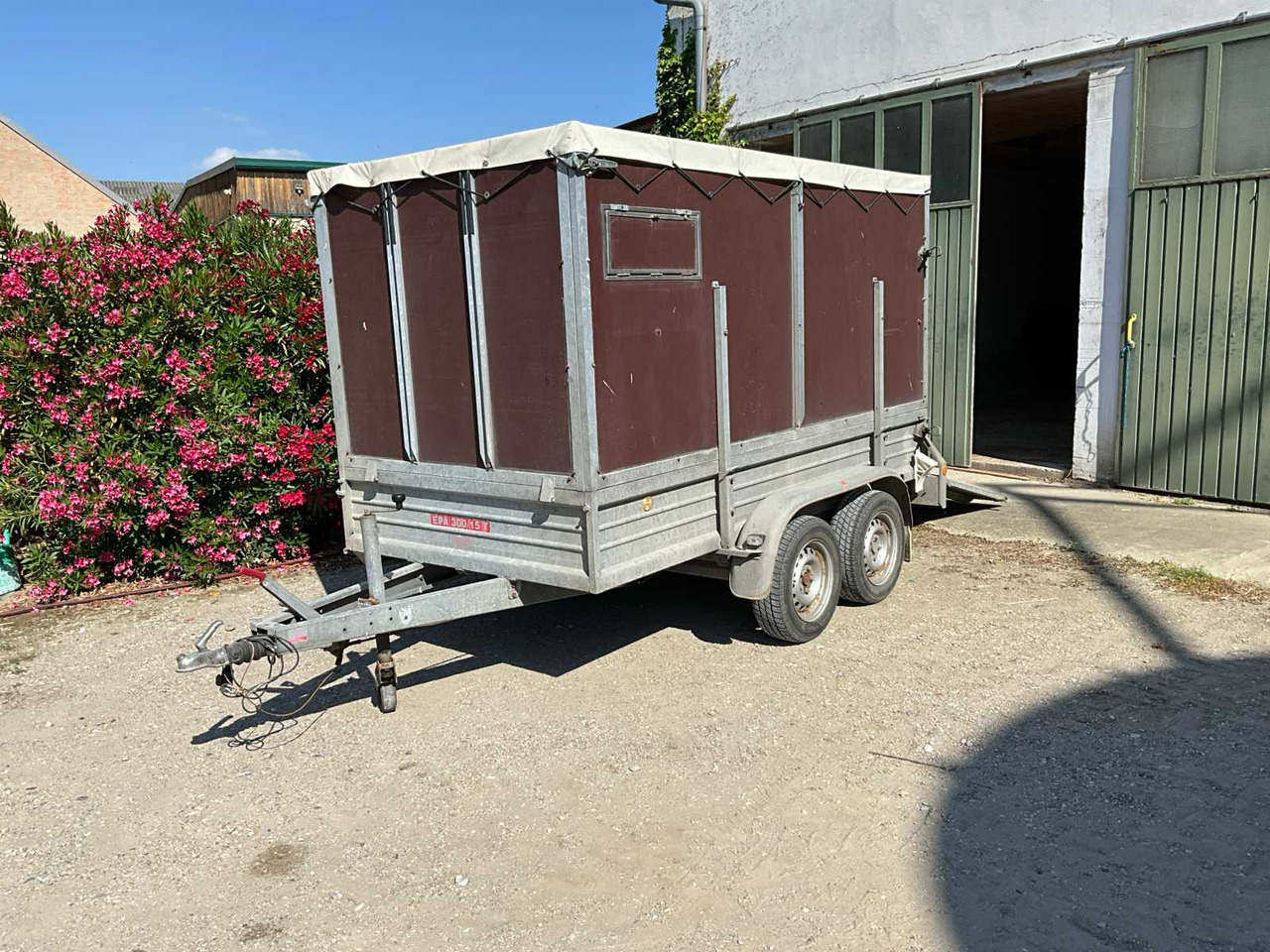 Pongratz EPA 300 T - За превоз на животни ремарке: снимка 2 Pongratz EPA 300 T - За превоз на животни ремарке: снимка 2