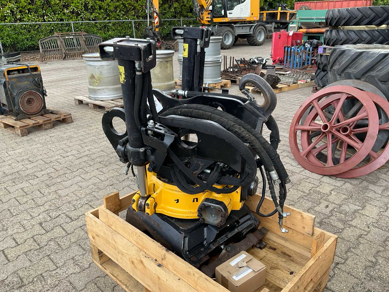 Engcon Tiltrotator EC219-CW30EC-ss9SIQ ECHF - Прикачен инвентар за Строителна техника: снимка 1 Engcon Tiltrotator EC219-CW30EC-ss9SIQ ECHF - Прикачен инвентар за Строителна техника: снимка 1