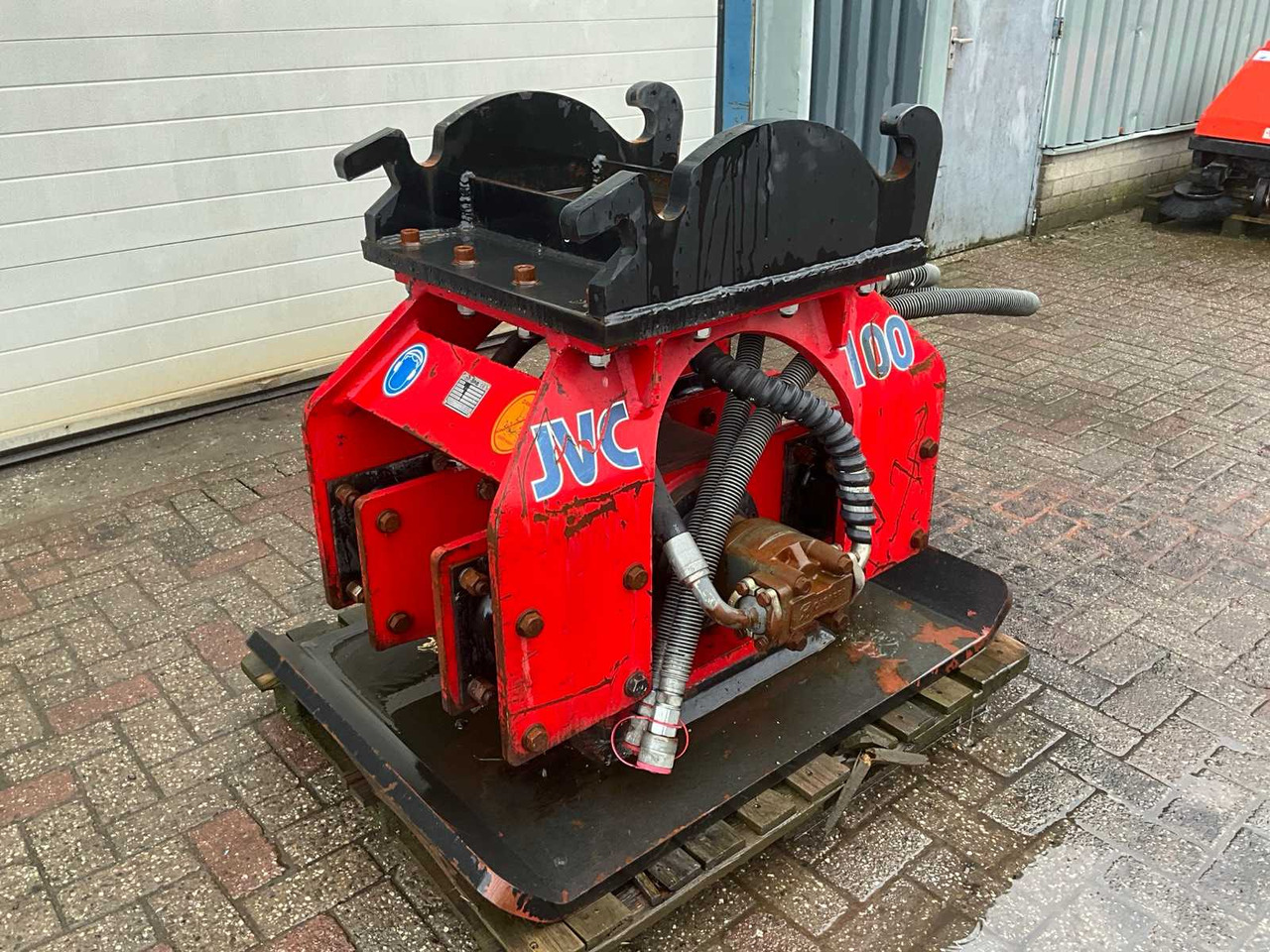 JAB JVC 100 - Прикачен инвентар за Строителна техника: снимка 3 JAB JVC 100 - Прикачен инвентар за Строителна техника: снимка 3