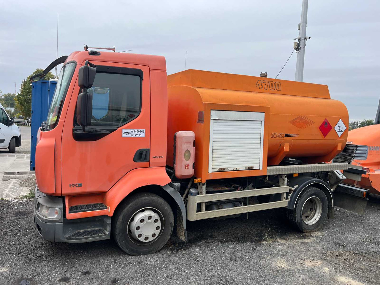 RENAULT Midlum 190.12 Light - Гудронатор: снимка 2 RENAULT Midlum 190.12 Light - Гудронатор: снимка 2