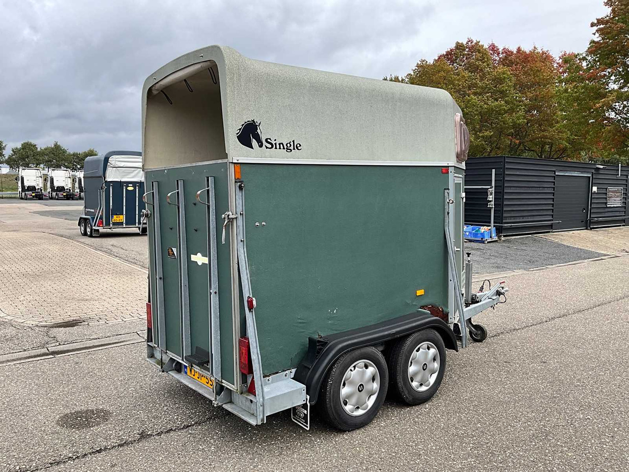 2003 HUMBAUR SINGLE HORSE TRAILER WJ-JP-55 - Ремарке: снимка 5 2003 HUMBAUR SINGLE HORSE TRAILER WJ-JP-55 - Ремарке: снимка 5
