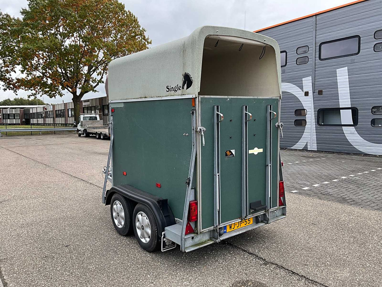 2003 HUMBAUR SINGLE HORSE TRAILER WJ-JP-55 - Ремарке: снимка 3 2003 HUMBAUR SINGLE HORSE TRAILER WJ-JP-55 - Ремарке: снимка 3