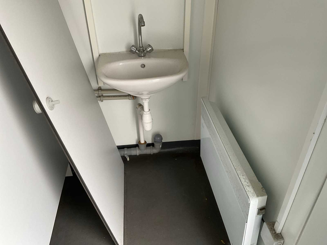 Жилищен контейнер Sanitary unit: снимка 9