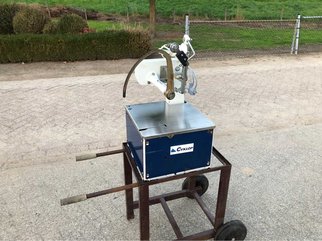 Cyklop Mini R Axro - Селскостопанска техника: снимка 5 Cyklop Mini R Axro - Селскостопанска техника: снимка 5