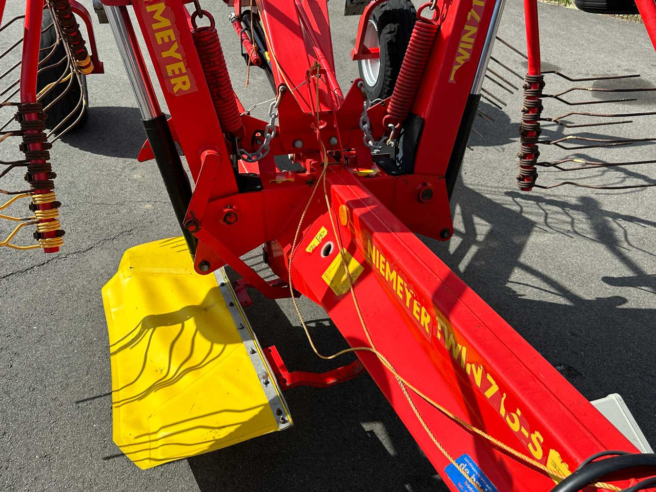 Niemeyer Twin 715S - Селскостопанска техника: снимка 5 Niemeyer Twin 715S - Селскостопанска техника: снимка 5