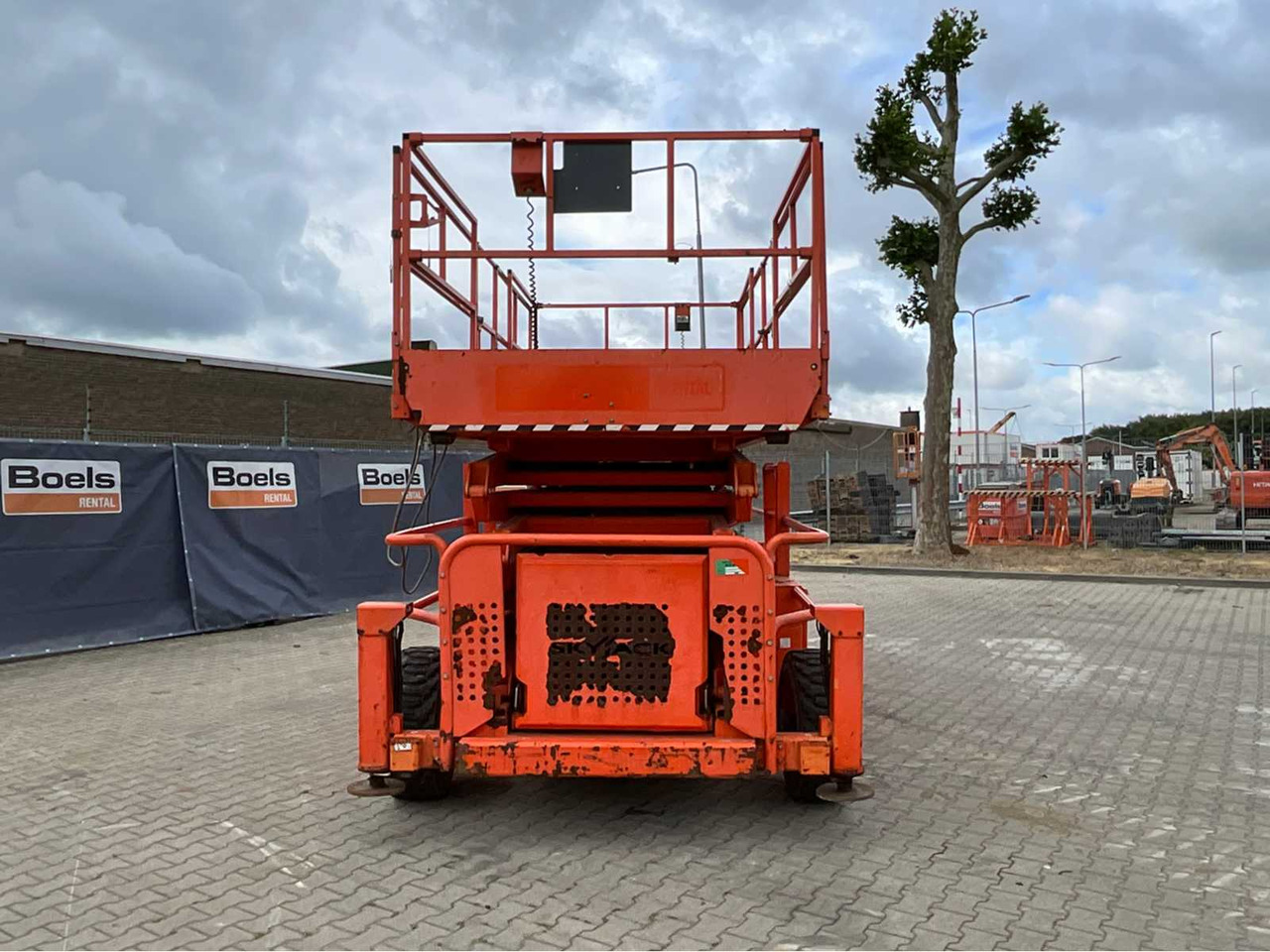 SkyJack SJ 9250 - Работна площадка: снимка 5 SkyJack SJ 9250 - Работна площадка: снимка 5