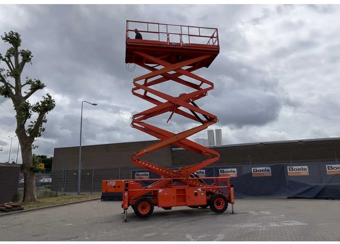 SkyJack SJ 9250 - Работна площадка: снимка 1 SkyJack SJ 9250 - Работна площадка: снимка 1