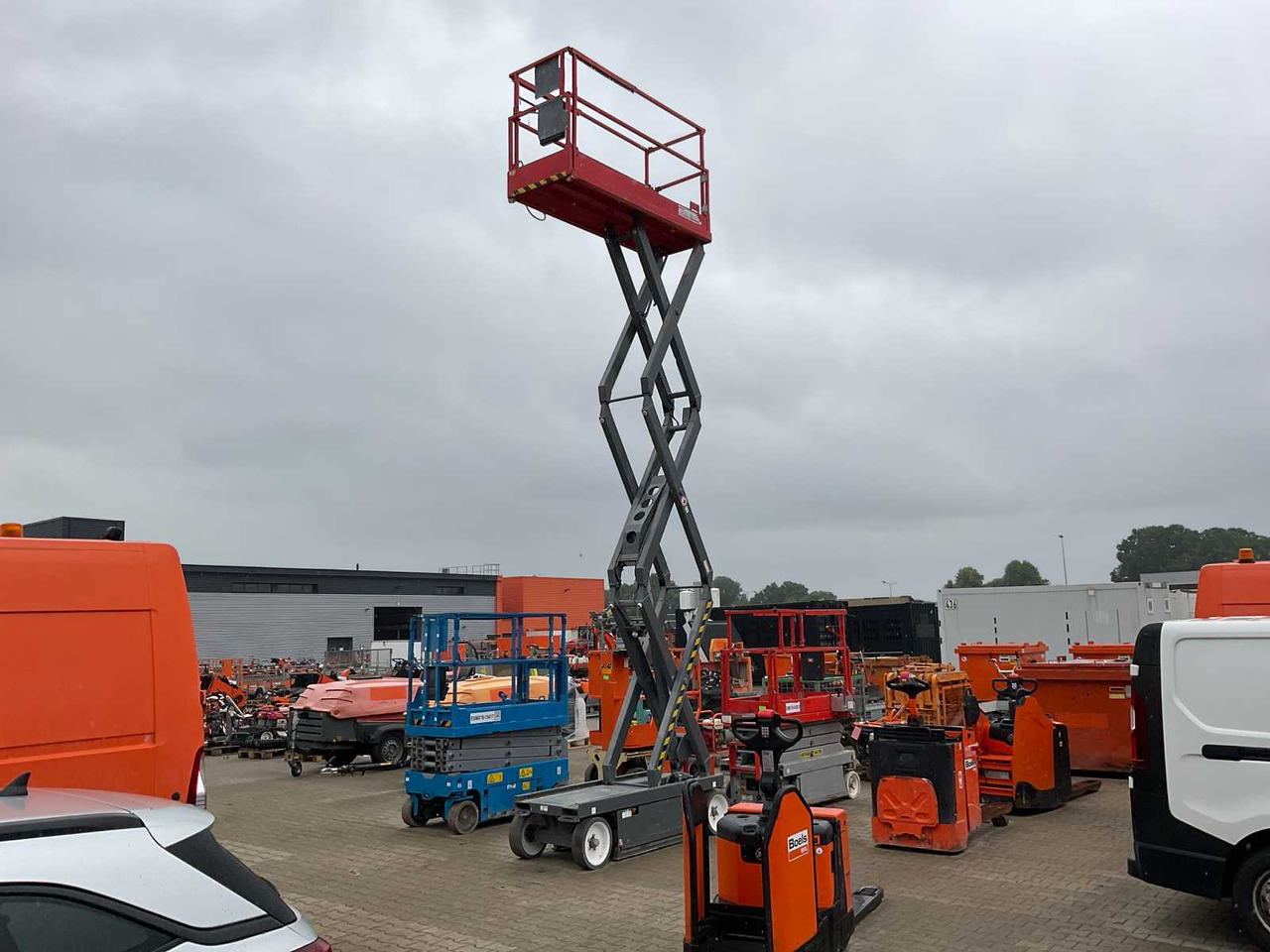 SkyJack SJ III 3220 - Работна площадка: снимка 1 SkyJack SJ III 3220 - Работна площадка: снимка 1
