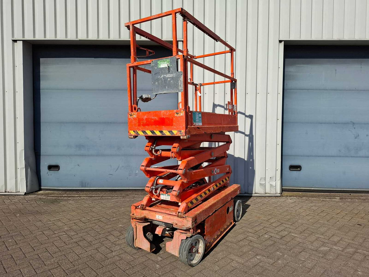 Skyjack SJ 3219 - Работна площадка: снимка 1 Skyjack SJ 3219 - Работна площадка: снимка 1