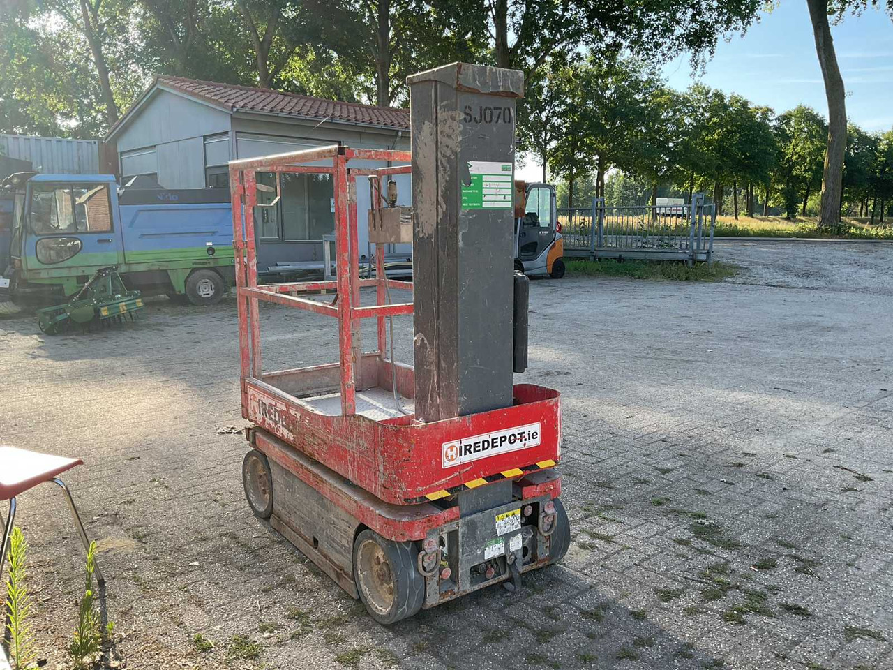 Skyjack SJ12 - Работна площадка: снимка 2 Skyjack SJ12 - Работна площадка: снимка 2