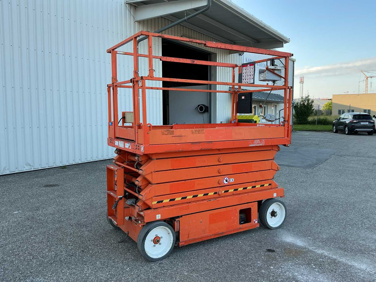 Skyjack SJIII-4632 - Работна площадка: снимка 4 Skyjack SJIII-4632 - Работна площадка: снимка 4