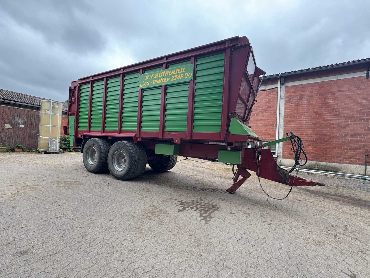 Strautmann Giga - Trailer 2246 DO - Селскостопанско ремарке: снимка 2 Strautmann Giga - Trailer 2246 DO - Селскостопанско ремарке: снимка 2
