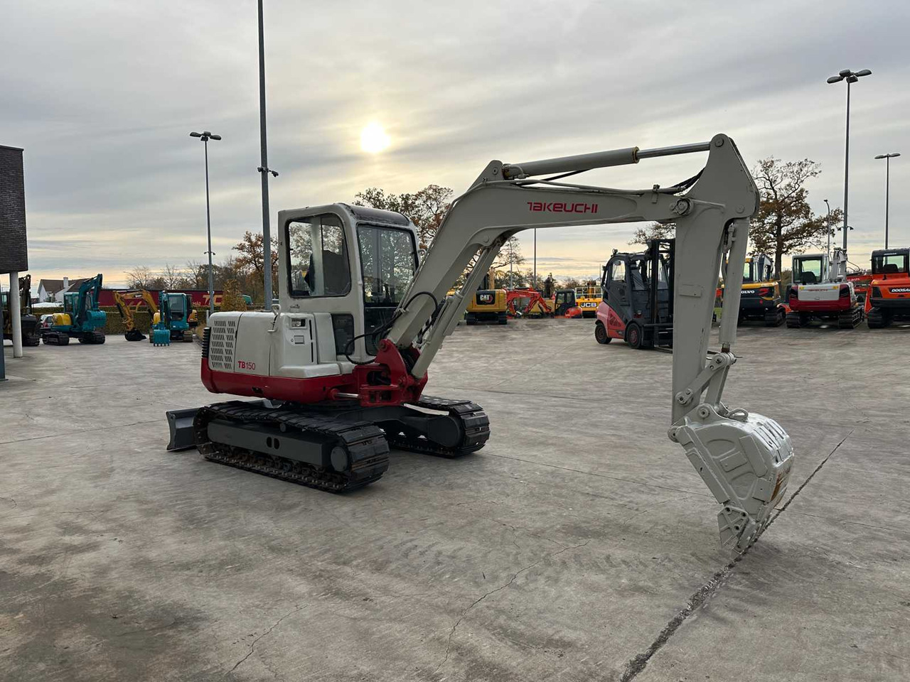 TAKEUCHI - - TB150C - MIDI EXCAVATOR - Багер: снимка 3 TAKEUCHI - - TB150C - MIDI EXCAVATOR - Багер: снимка 3