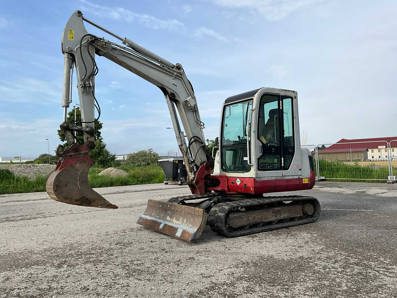Takeuchi TB145 - Верижен багер: снимка 1 Takeuchi TB145 - Верижен багер: снимка 1