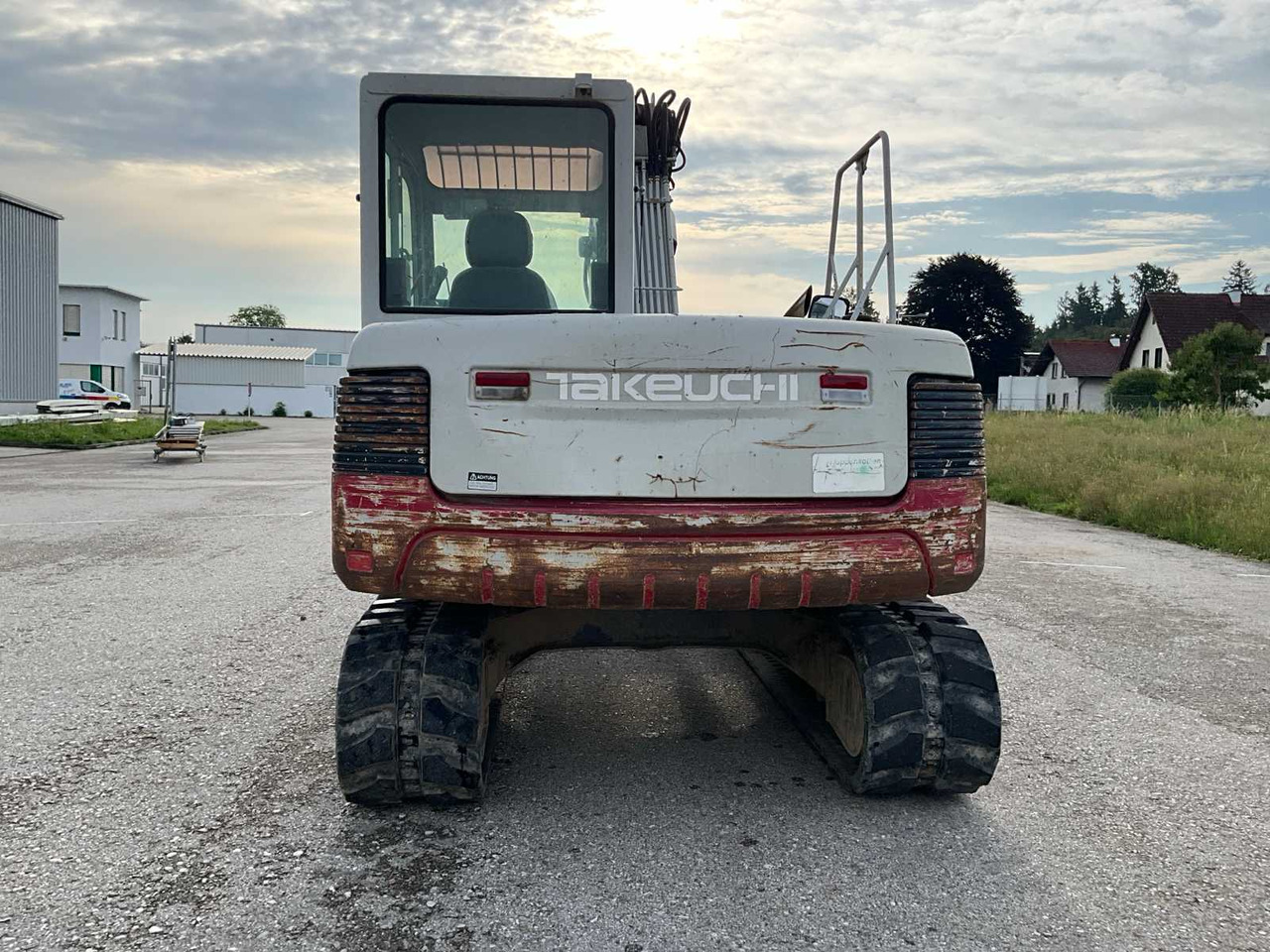 Takeuchi TB175 - Верижен багер: снимка 4 Takeuchi TB175 - Верижен багер: снимка 4