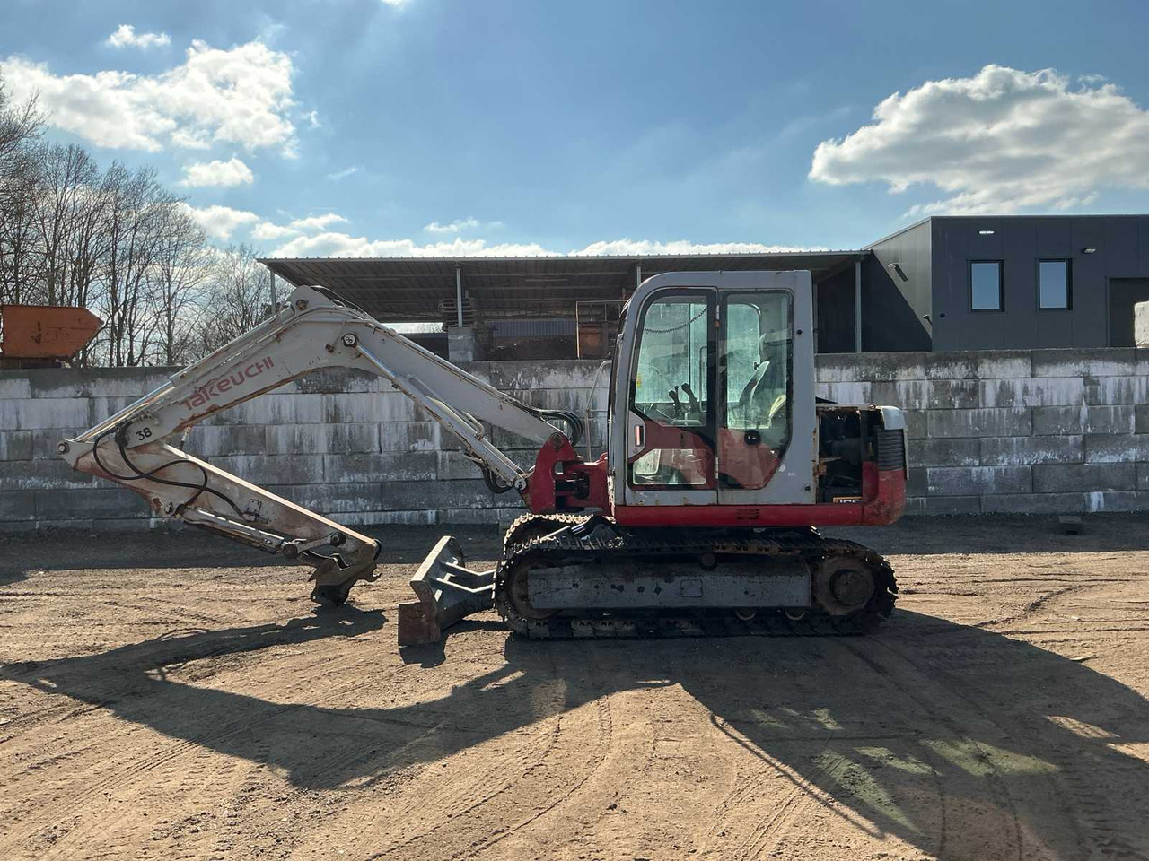 Takeuchi Tb175 - Верижен багер: снимка 2 Takeuchi Tb175 - Верижен багер: снимка 2