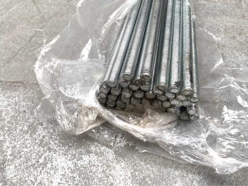 Threaded rod M8 (1000x) - Строително оборудване: снимка 4 Threaded rod M8 (1000x) - Строително оборудване: снимка 4