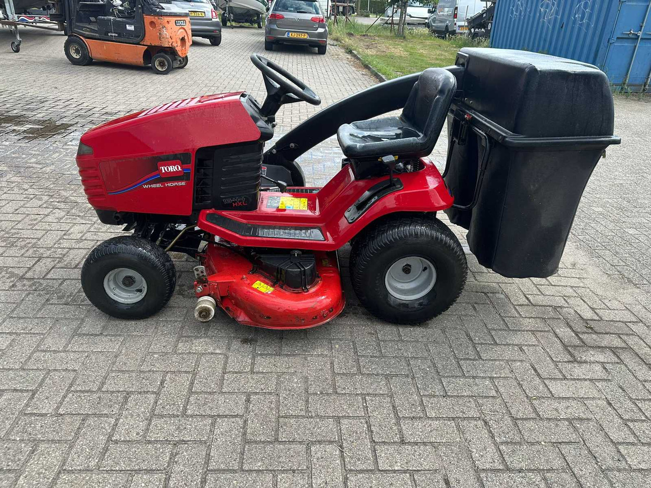 Toro Wheel horse - Косачка за трева: снимка 2 Toro Wheel horse - Косачка за трева: снимка 2