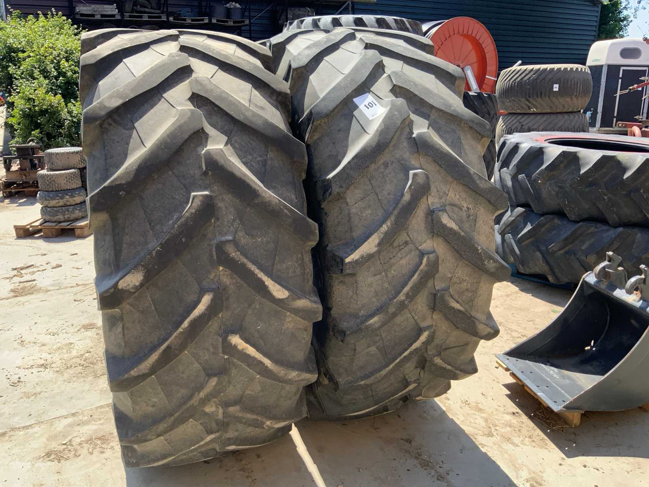 Trelleborg TM 800 - Гуми и джанти за Трактор: снимка 3 Trelleborg TM 800 - Гуми и джанти за Трактор: снимка 3