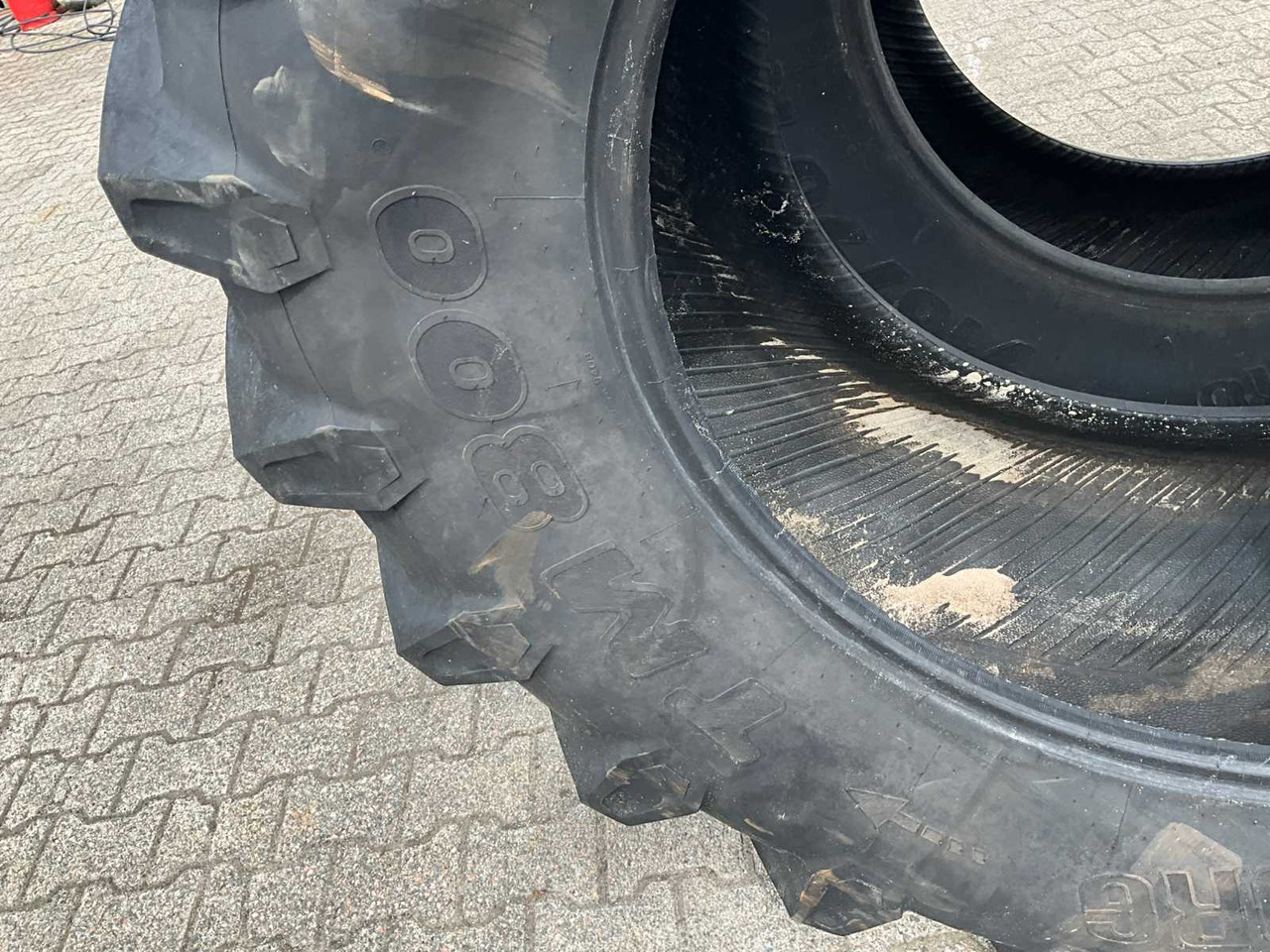 Гуми и джанти за Трактор Trelleborg TM800 710/70R38: снимка 10