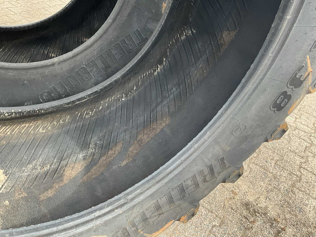 Гуми и джанти за Трактор Trelleborg TM800 710/70R38: снимка 12