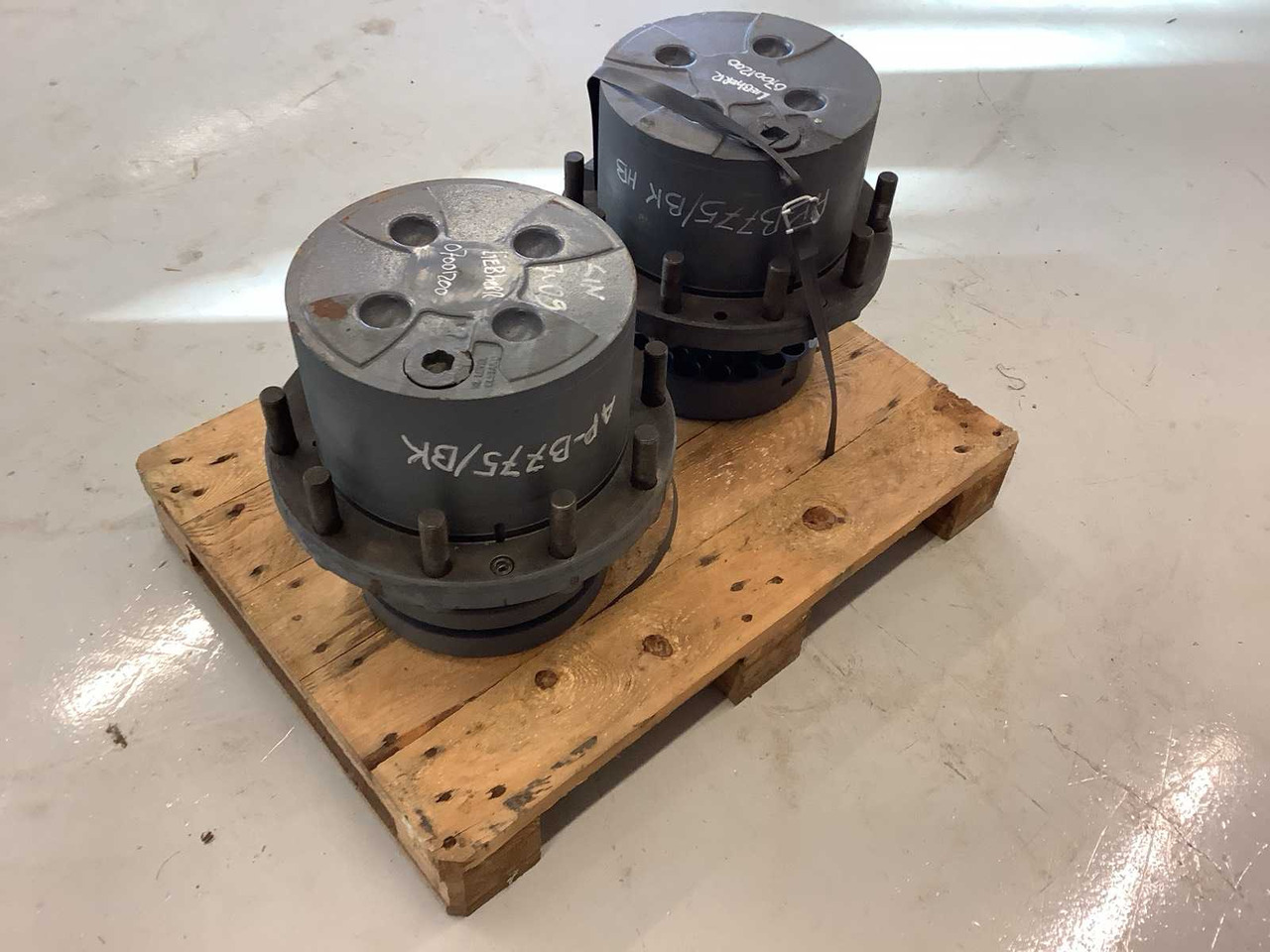 UNUSED 2X LIEBHERR 914 FINAL DELAY - Колесен багер: снимка 5 UNUSED 2X LIEBHERR 914 FINAL DELAY - Колесен багер: снимка 5