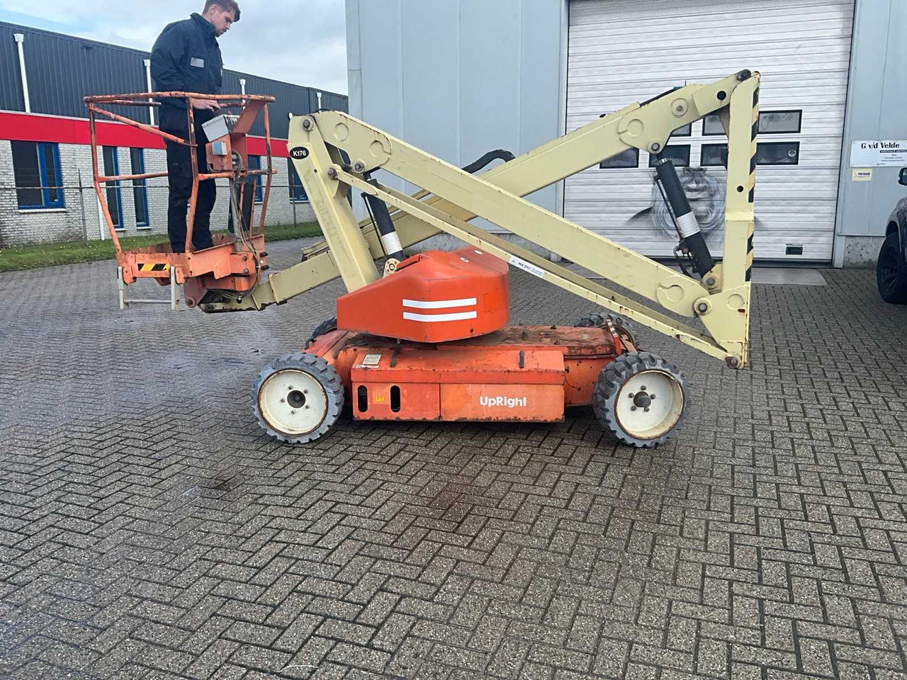 Работна площадка "Upright" "UPRIGHT" - AB38N - ARTICULATED TELESCOPIC BOOM LIFT - 2007: снимка 6