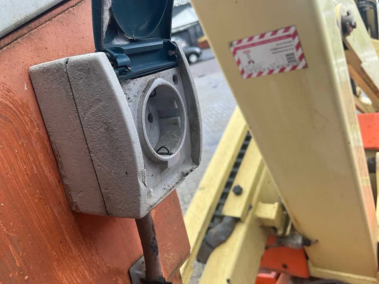 Работна площадка "Upright" "UPRIGHT" - AB38N - ARTICULATED TELESCOPIC BOOM LIFT - 2007: снимка 14