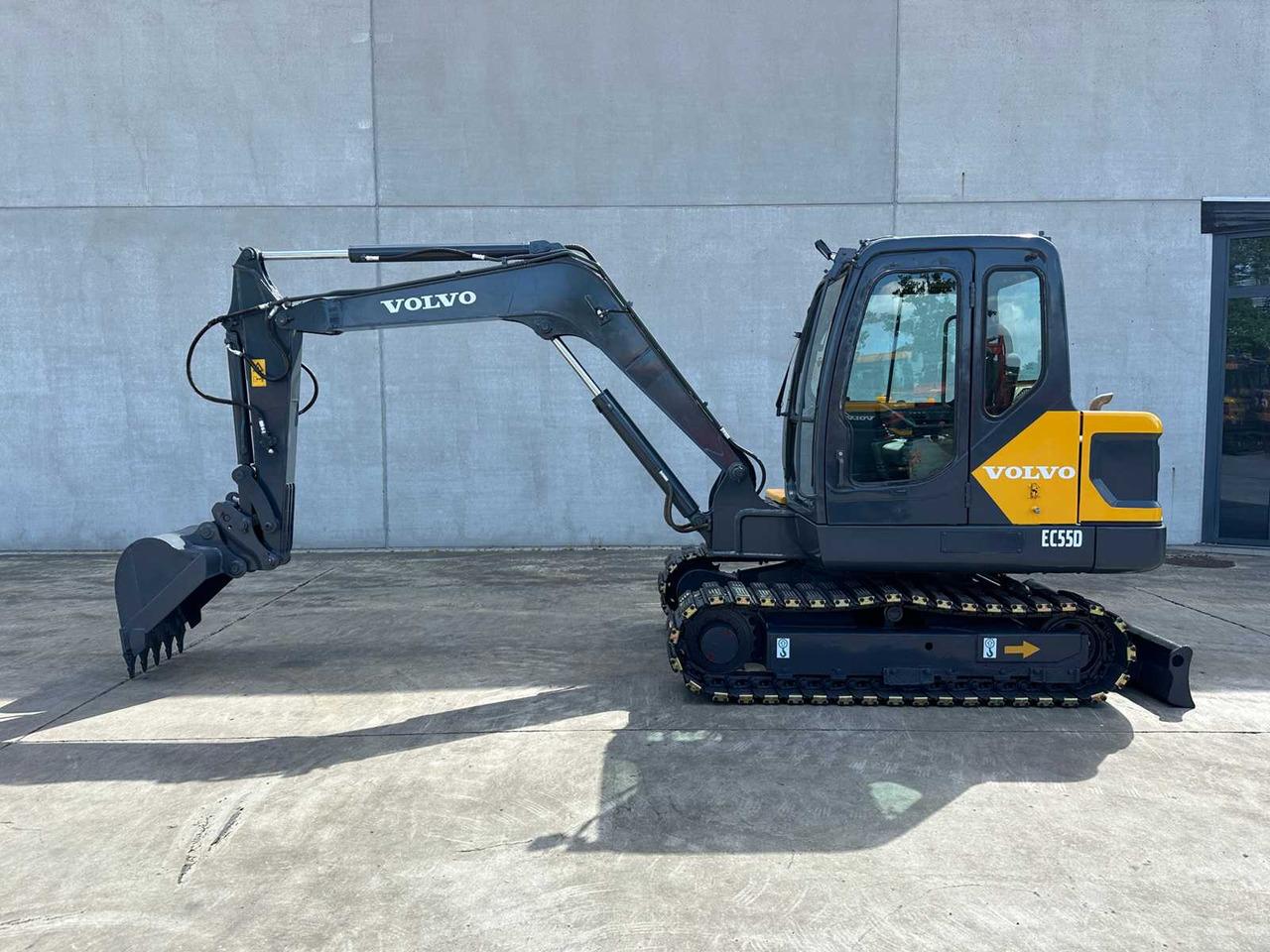 Верижен багер VOLVO EC55D: снимка 7