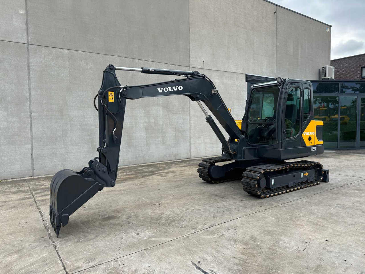VOLVO EC55D - Верижен багер: снимка 1 VOLVO EC55D - Верижен багер: снимка 1