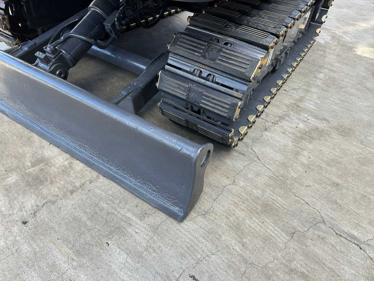 Верижен багер VOLVO EC55D: снимка 19