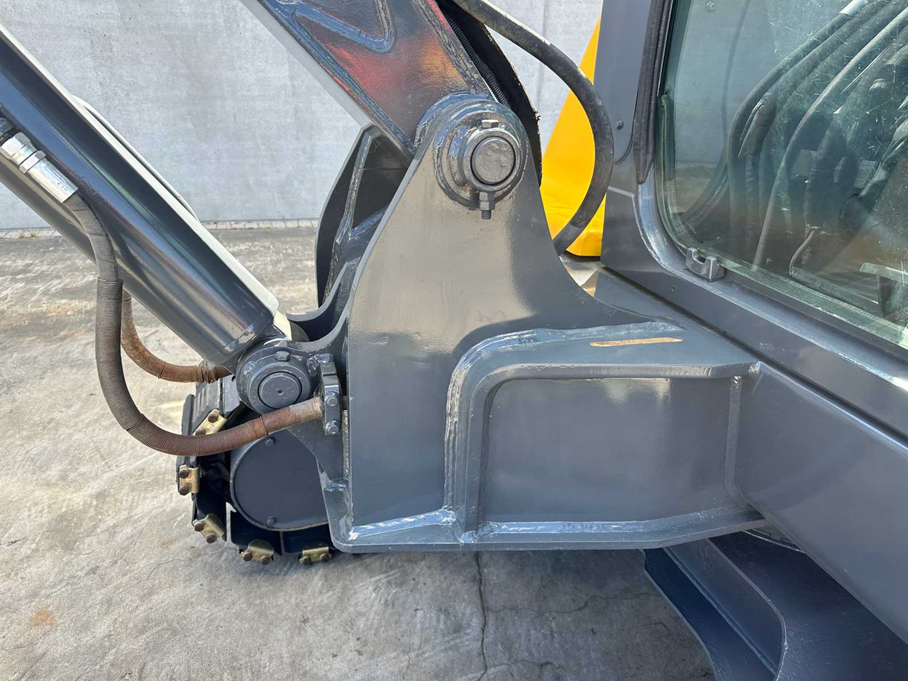 Верижен багер VOLVO EC55D: снимка 14