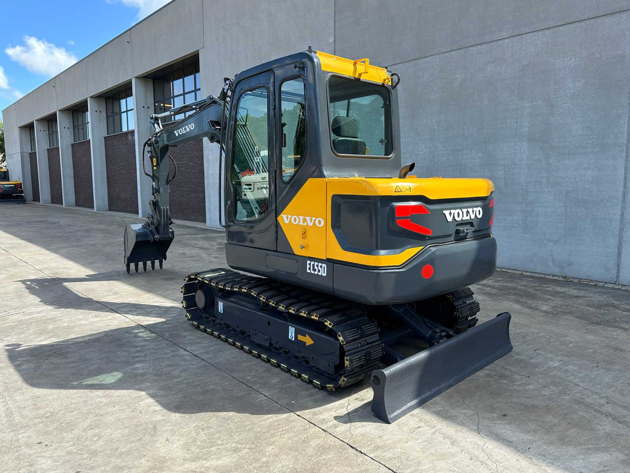 Верижен багер VOLVO EC55D: снимка 6