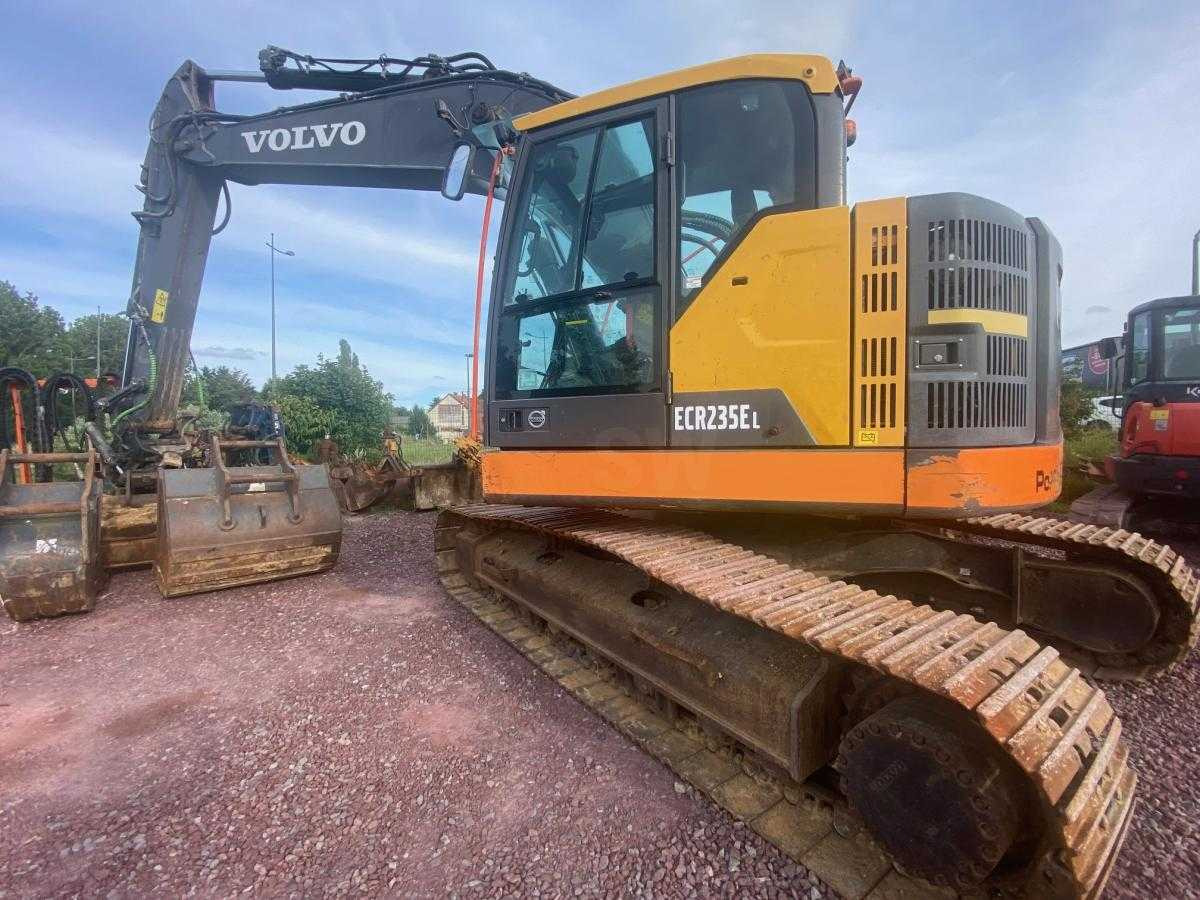 VOLVO ECR 235EL 25 TON CRAWLER EXCAVATOR - Багер: снимка 2 VOLVO ECR 235EL 25 TON CRAWLER EXCAVATOR - Багер: снимка 2