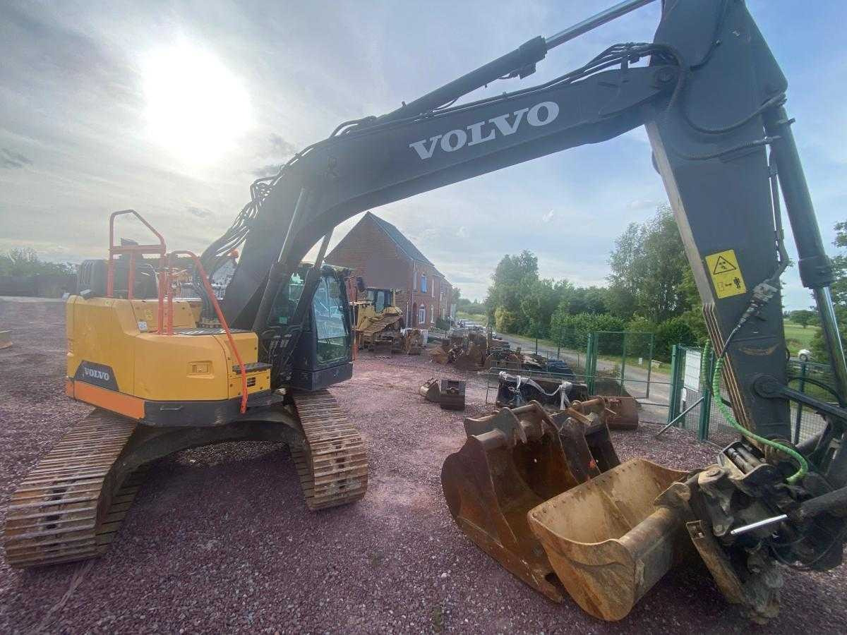 VOLVO ECR 235EL 25 TON CRAWLER EXCAVATOR - Багер: снимка 5 VOLVO ECR 235EL 25 TON CRAWLER EXCAVATOR - Багер: снимка 5