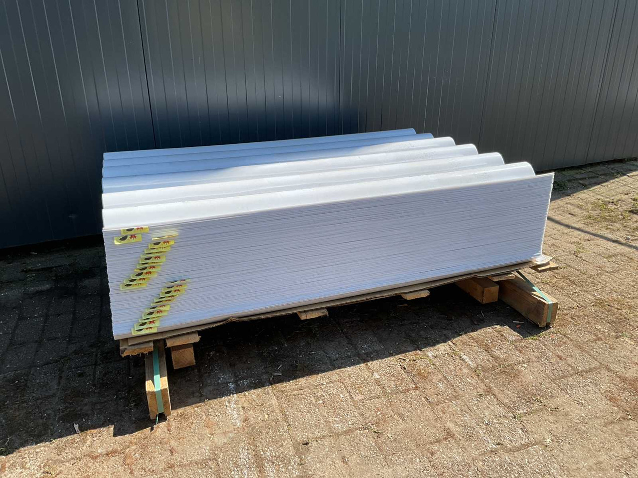 Van Boven Opaal F1 wit golf 51 mm 110 cm breed 1mm - Строително оборудване: снимка 1 Van Boven Opaal F1 wit golf 51 mm 110 cm breed 1mm - Строително оборудване: снимка 1
