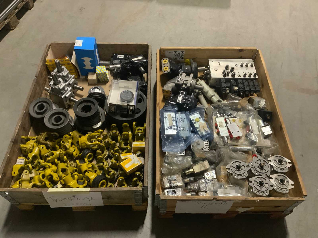 Various parts - Челен товарач за трактор: снимка 1 Various parts - Челен товарач за трактор: снимка 1