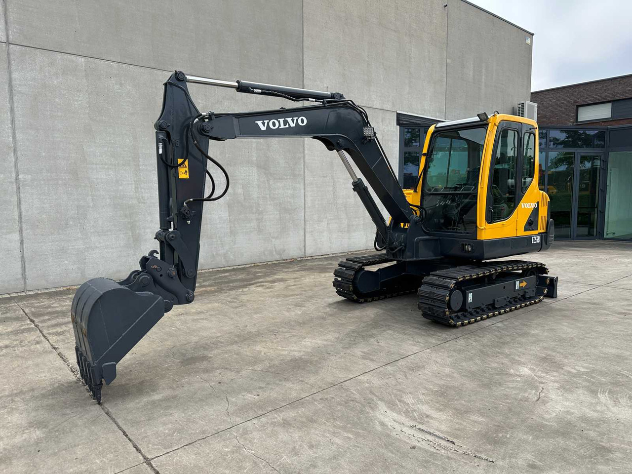 Volvo EC55B - Верижен багер: снимка 1 Volvo EC55B - Верижен багер: снимка 1