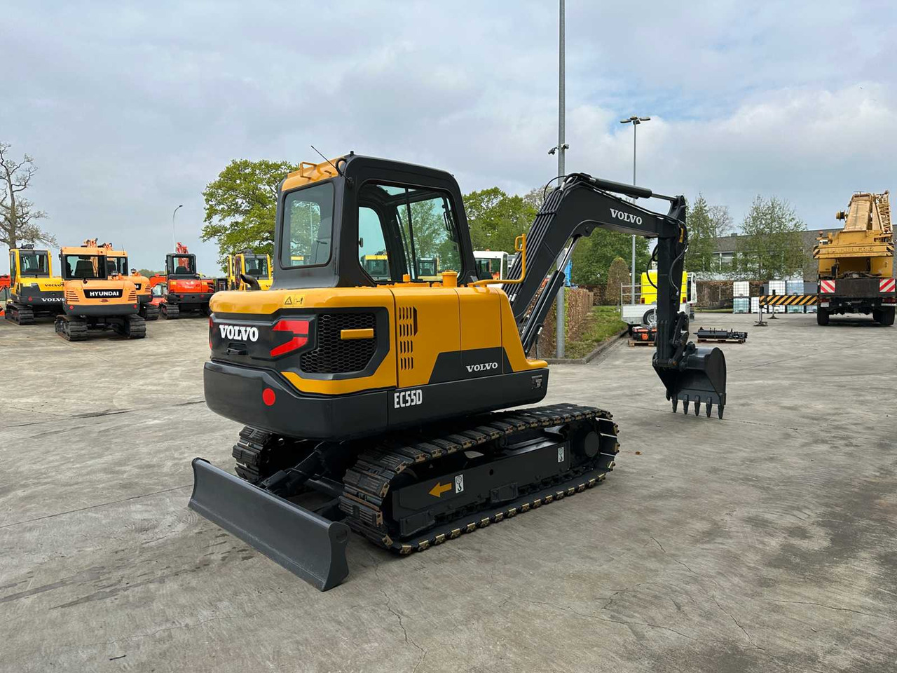 Volvo EC55D - Верижен багер: снимка 4 Volvo EC55D - Верижен багер: снимка 4