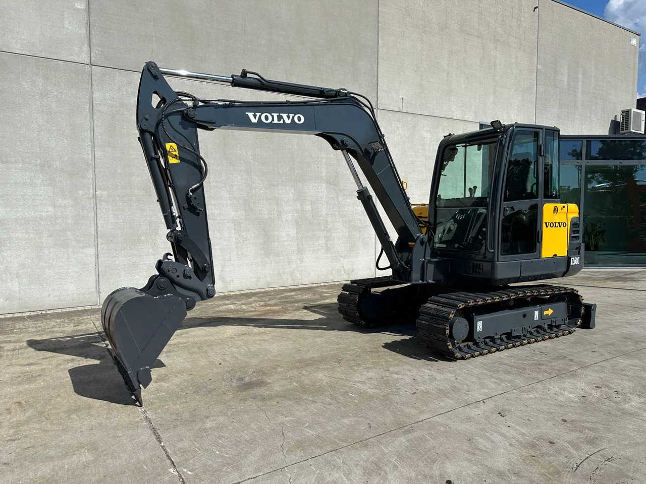 Volvo EC60C - Верижен багер: снимка 1 Volvo EC60C - Верижен багер: снимка 1