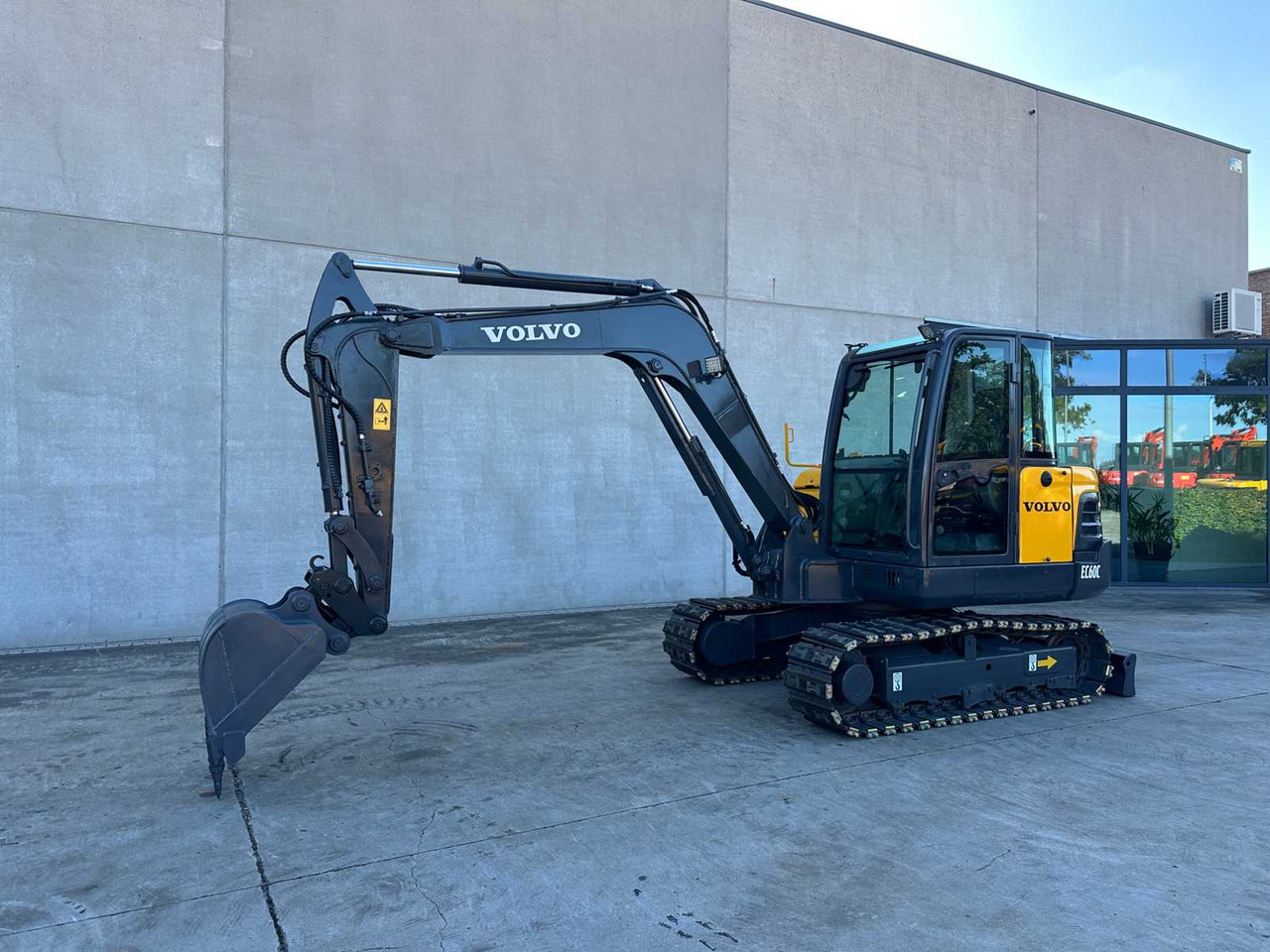 Volvo EC60C - Верижен багер: снимка 1 Volvo EC60C - Верижен багер: снимка 1