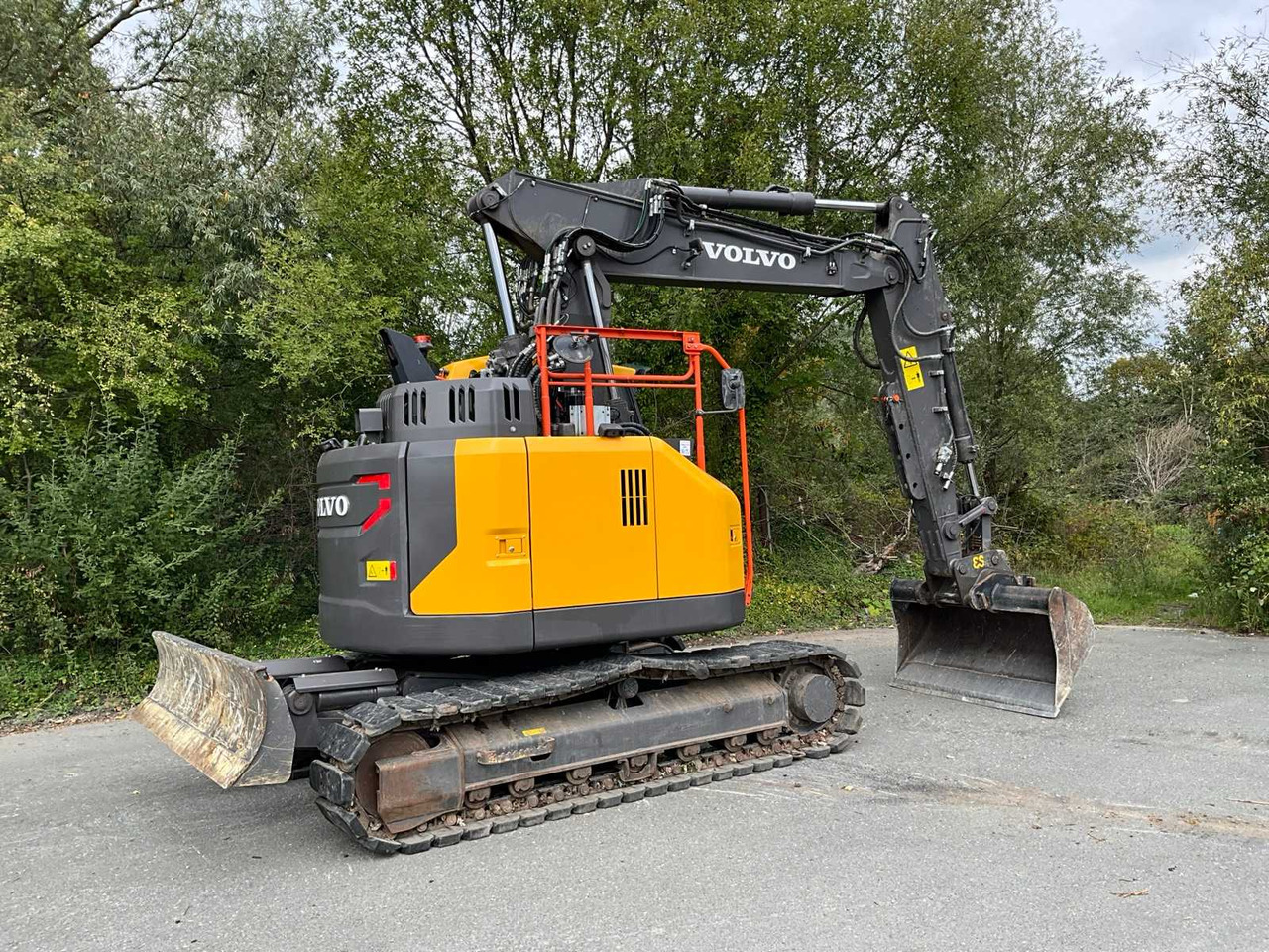 Volvo ECR145EL - Верижен багер: снимка 5 Volvo ECR145EL - Верижен багер: снимка 5