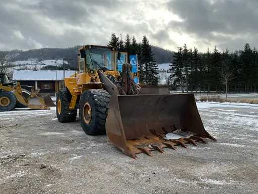 Volvo L150D - Колесен товарач: снимка 4 Volvo L150D - Колесен товарач: снимка 4