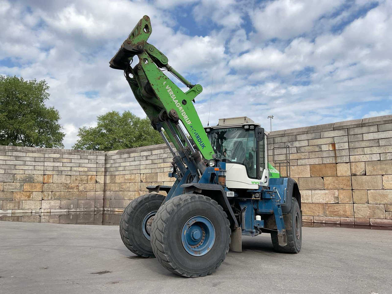 Volvo L150H - Колесен товарач: снимка 3 Volvo L150H - Колесен товарач: снимка 3