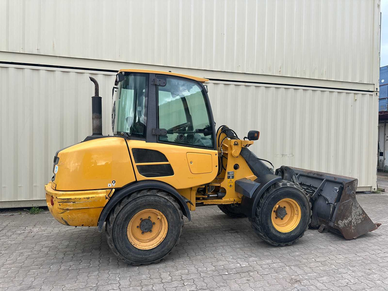 Volvo L25F - Колесен товарач: снимка 3 Volvo L25F - Колесен товарач: снимка 3