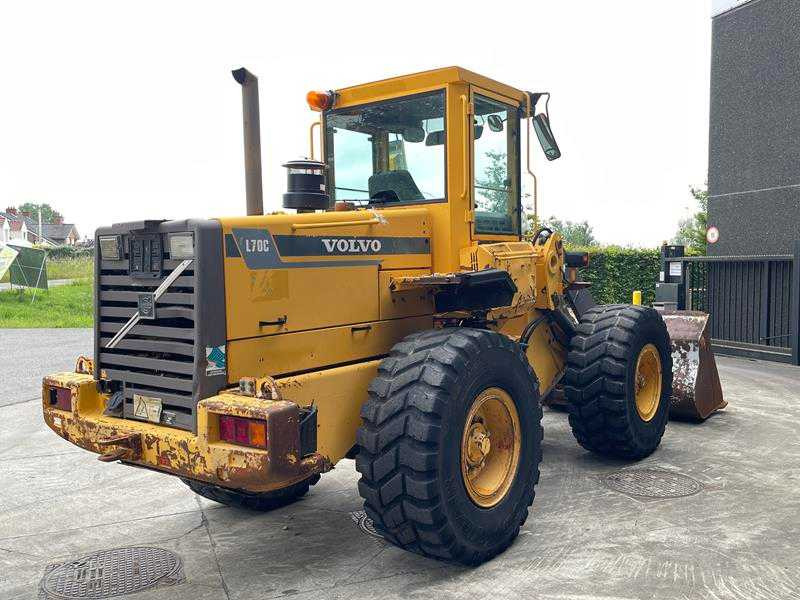 Volvo L70C - Мини челен товарач: снимка 5 Volvo L70C - Мини челен товарач: снимка 5