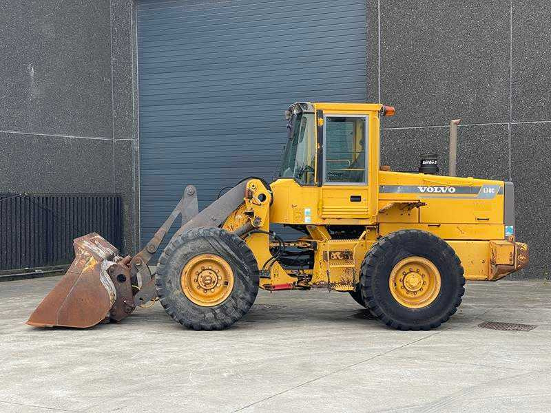 Volvo L70C - Мини челен товарач: снимка 2 Volvo L70C - Мини челен товарач: снимка 2