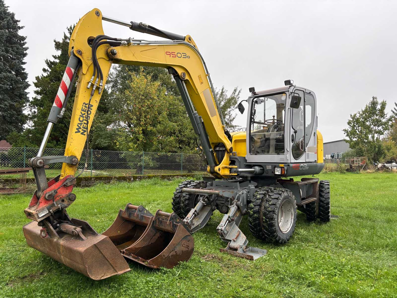 Wacker Neuson 9503-2 - Колесен багер: снимка 1 Wacker Neuson 9503-2 - Колесен багер: снимка 1
